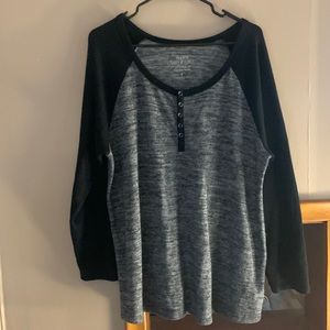 Size 2 Torrid Super Soft Plush Top